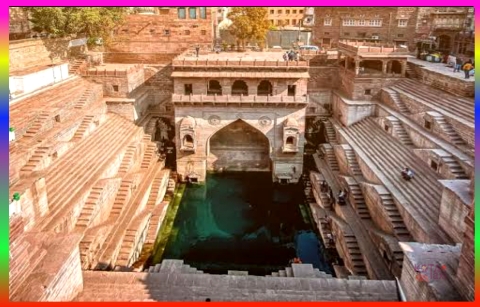 Toorji Ka Jhalra (Stepwell)